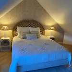 La Tour En Seine Les Authieux-sur-le-Port-Saint-Ouen