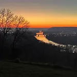 La Tour En Seine 3* Les Authieux-sur-le-Port-Saint-Ouen