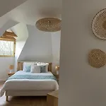 Bed & Breakfast La Tour En Seine 3*