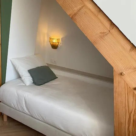 Couette-café La Tour En Seine 3*